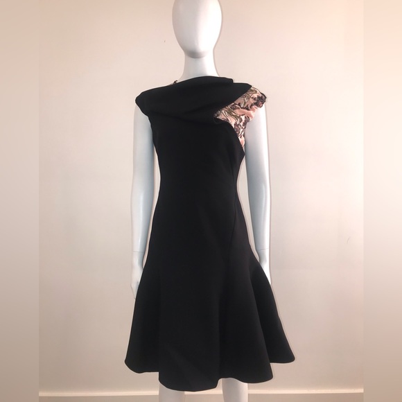 CHRISTIAN DIOR DRESS WITH EMBELLISHED DETAIL - Picture 5 of 9